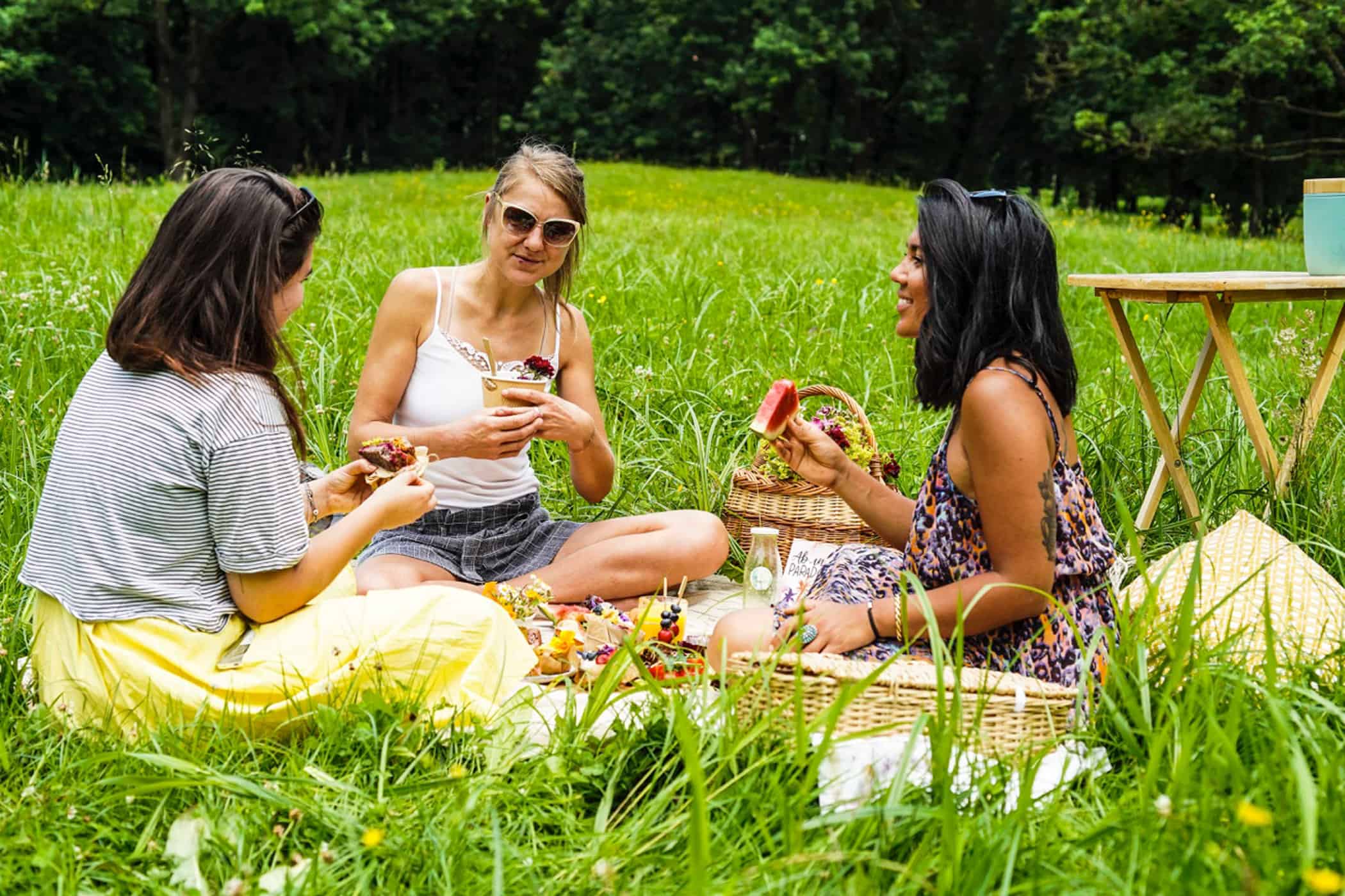 2020 JUNI bananaleaf picknick 2706 43Credits PetraSerbin - konzepte, gastronomie „Viele Flächen werden nicht mal zur Hälfte der Zeit genutzt“ – Bananaleaf, Gewinner*innen Deutscher Gastro-Gründerpreis 2020