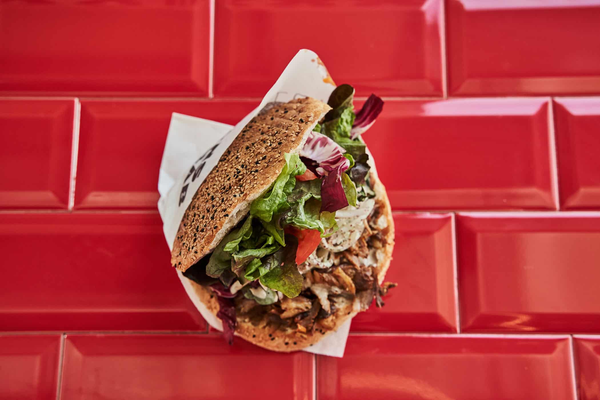 hans kebap döner - streetfood, gastronomie, food-nomyblog Döner Deluxe: Wie neue Restaurants den Snack-Klassiker in Szene setzen