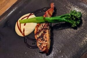 PXL 20221116 192103810 300x200 - PXL_20221116_192103810