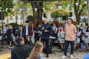 Neues Projekt 44 300x200 - Neues Projekt (44)