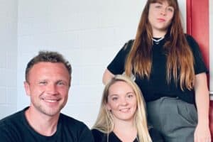 Team restart 300x200 - Team restart