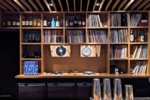 bar neiro1 300x200 - bar neiro1