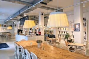 frizza berlin 3 300x200 - frizza berlin 3