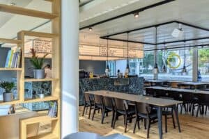 table dot hamburg 300x200 - table dot hamburg