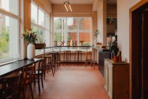 L1240832 1 300x200 - L1240832 (1)