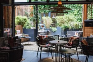 The Circus Hotel 0168 Carolin Weinkopf 300x200 - The-Circus_Hotel_0168_Carolin-Weinkopf