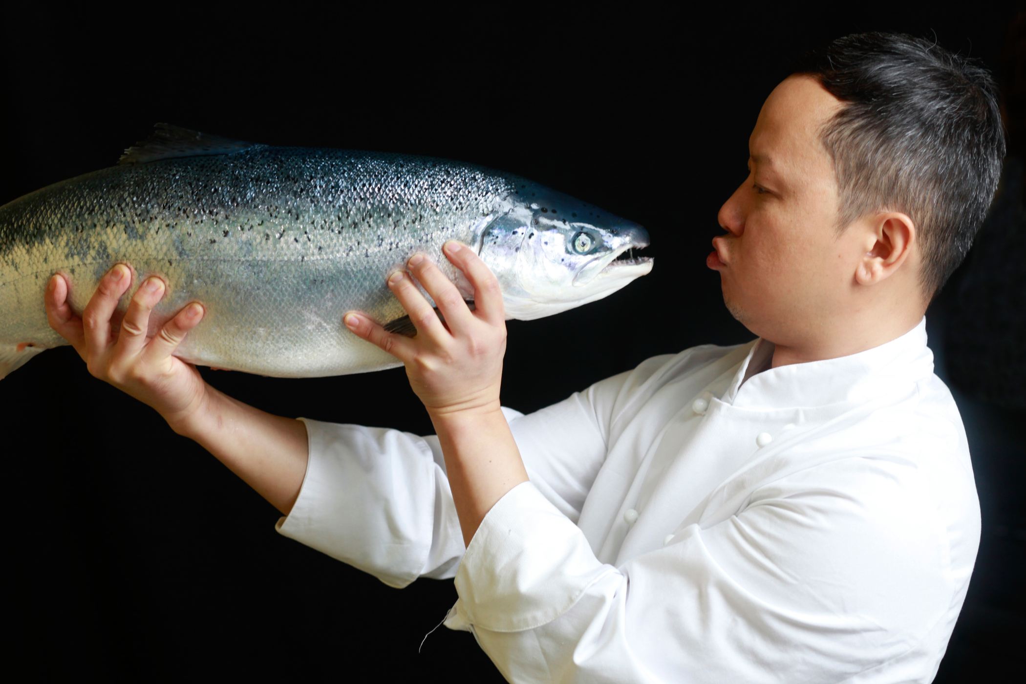 SongLee&copy;JoachimGern 1129x - interviews-portraits, gastronomie, food-nomyblog, catering Song Lee, Sticks&rsquo;n&rsquo;Sushi, Berlin: &bdquo;Transparenz ist unheimlich wichtig&ldquo;