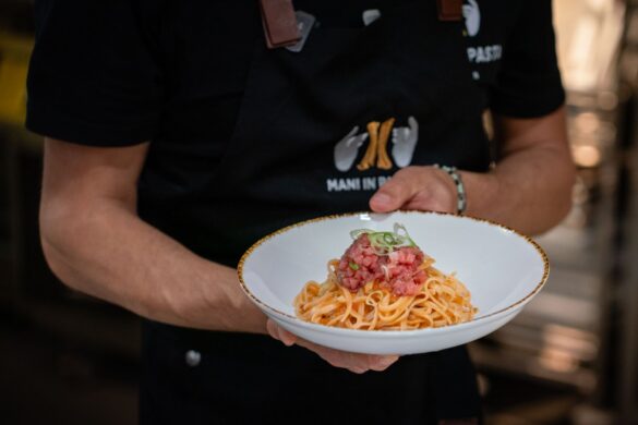 gastronomie, nomyblog Sion Loft: temporäre Event-Location in Köln FSS DUFTE HeroDish ManiInPasta Credit William Krause @freespirit.berlin 00009 1 585x390 - gastronomie, nomyblog Sion Loft: temporäre Event-Location in Köln