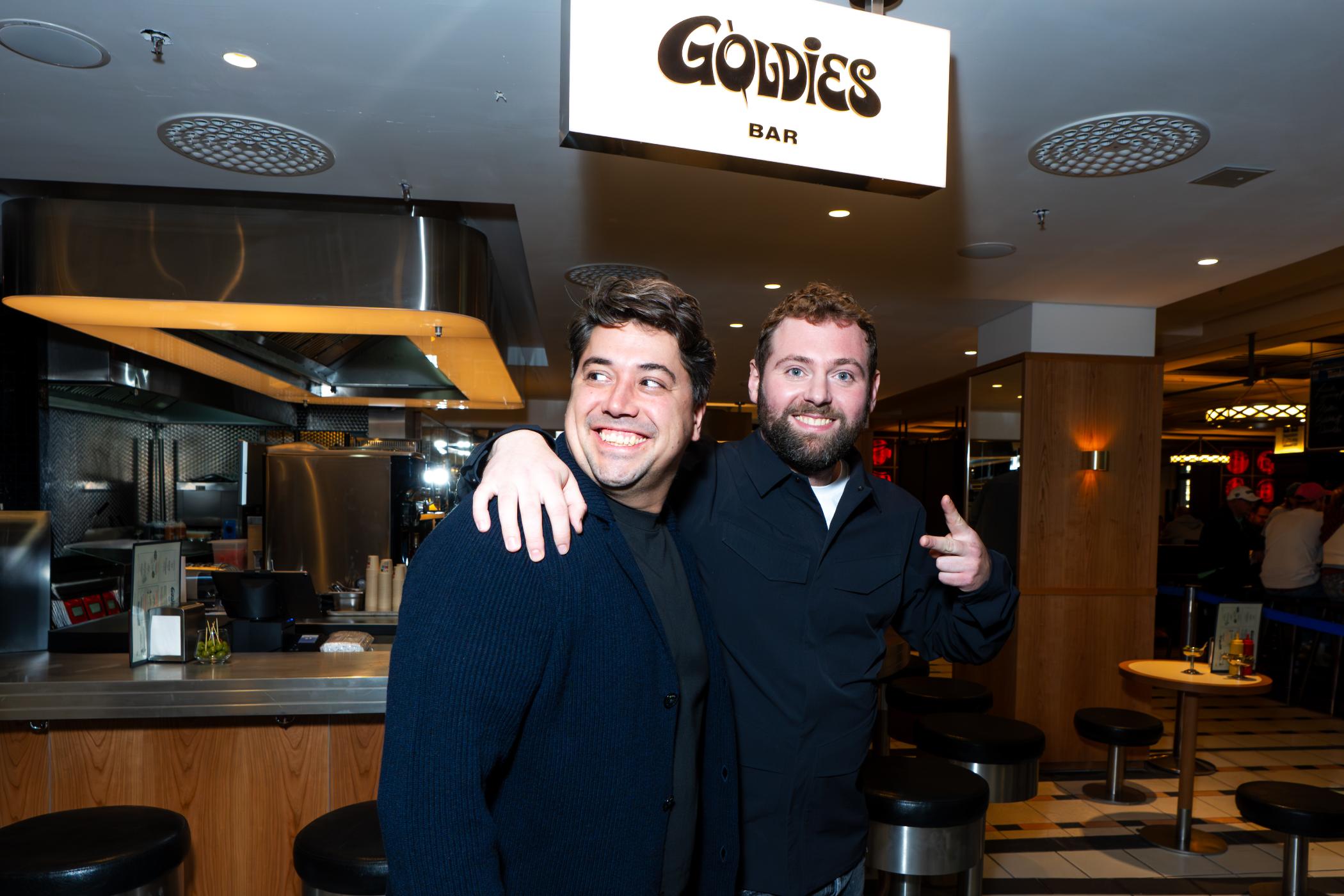 konzepte, gruendung, gastronomie, food-nomyblog Smash the System: die Goldies-Story Goldies Bar Vladi Kajo 1 - konzepte, gruendung, gastronomie, food-nomyblog Smash the System: die Goldies-Story
