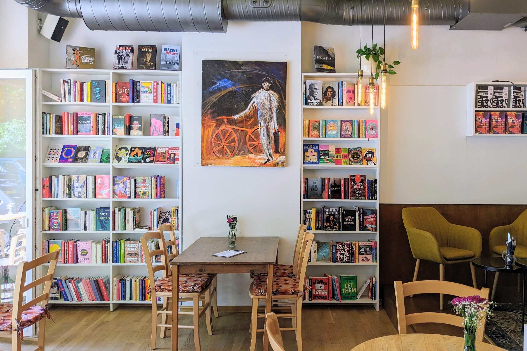 konzepte, gastronomie Buchcafés in Berlin: Literatur plus Gastronomie bringt für Frequenz und Umsatz PXL 20260606 0904473813 - konzepte, gastronomie Buchcafés in Berlin: Literatur plus Gastronomie bringt für Frequenz und Umsatz
