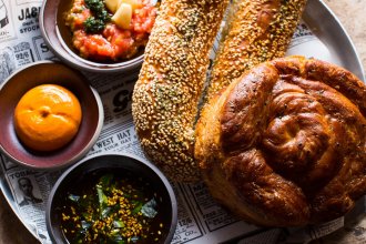 food-nomyblog, nomyblog Levante, Israel-Küche, jüdische Weltküche: neue Impulse für die deutsche Gastronomie? Jerusalem Bagel and Kubbana 330x220 - food-nomyblog, nomyblog Levante, Israel-Küche, jüdische Weltküche: neue Impulse für die deutsche Gastronomie?