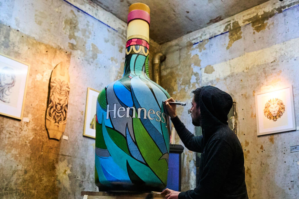 andreas preis - spirituosen, getraenke, events Kunst im Raum und im Glas: Das war der „Creators Hub by Hennessy“ in Berlin