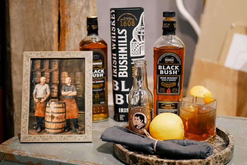 black coffee - spirituosen, getraenke Die Kunst des Handwerks: Wir entdecken mit Bushmills den vielleicht ältesten Whiskey der Welt
