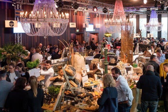 community table 690x460 - gastronomie, events Die Gastro Vision Hamburg 2018 steht ganz im Zeichen der Leidenschaft