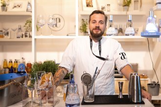 spirituosen, gastronomie, food-nomyblog Herzhaftes Pairing von Fabio Haebel: Secreto Iberico und ein „New Clover Club“ mit Gin Mare fabio haebel 330x220 - spirituosen, gastronomie, food-nomyblog Herzhaftes Pairing von Fabio Haebel: Secreto Iberico und ein „New Clover Club“ mit Gin Mare