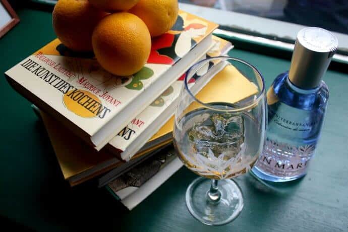 gin mare drink 1 690x460 - spirituosen, getraenke, gastronomie, food-nomyblog Ein Drink zum Meeresfrüchte-Gang: die „MedBarTour“ von Gin Mare zu Gast im tulus lotrek Berlin