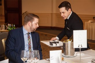personal, interviews-portraits, management, gastronomie Michael Jantscher, The Fontenay Hamburg: „Service 2019 steht für Lockerheit gepaart mit Professionalität“ jantscher juror 330x220 - personal, interviews-portraits, management, gastronomie Michael Jantscher, The Fontenay Hamburg: „Service 2019 steht für Lockerheit gepaart mit Professionalität“