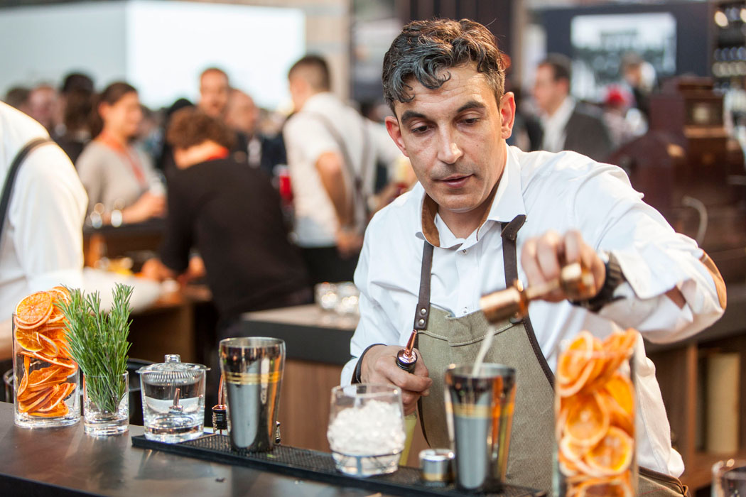 olando fernetti - spirituosen, getraenke, events Eine Bühne für fast vergessene Cocktails: The Library von Campari auf dem Bar Convent Berlin 2016