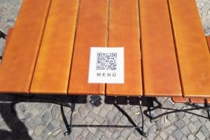 qr code 300x200 - gastronomie Gastronomie in einer Welt mit Corona: 26 Gedanken von A bis Z