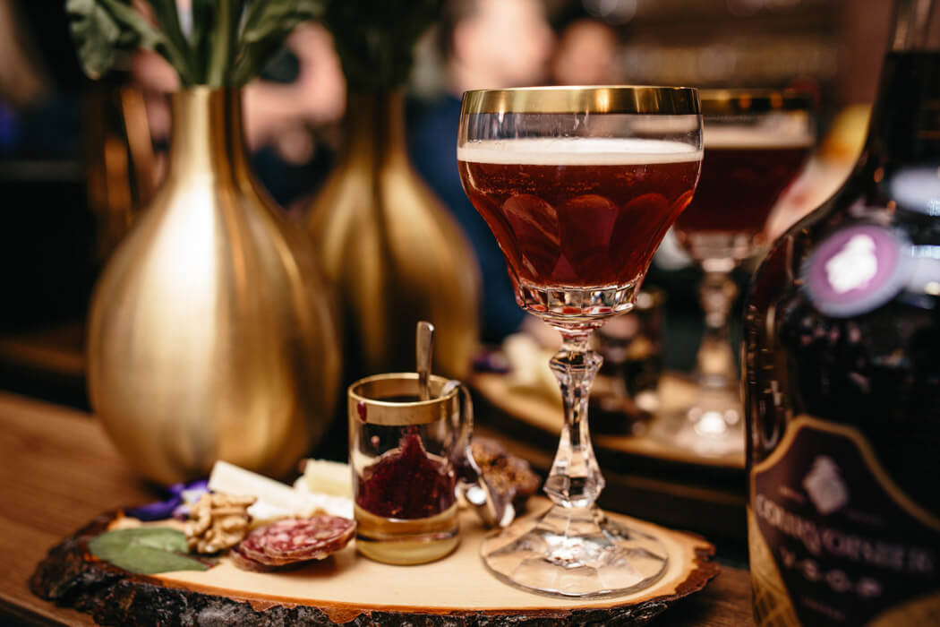 saveur chic - spirituosen, getraenke, events The Toast of Paris International Cocktail Competition von Courvoisier 2017: Sarah Deuss tritt für Deutschland beim Finale in Paris an