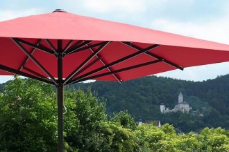 medien-tools, gastronomie Den passenden Sonnenschirm für die Gastronomie auswählen: Darauf sollten Sie achten supremo caravita 330x220 - medien-tools, gastronomie Den passenden Sonnenschirm für die Gastronomie auswählen: Darauf sollten Sie achten