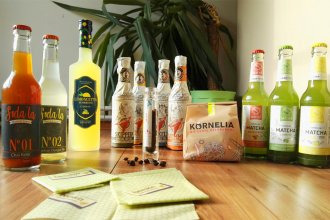spirituosen, getraenke, food-nomyblog, bier, alkoholfreie-getraenke Der September-Warenkorb 2019: 7 Produkte für Gastronomen und Genießer warenkorb september 2019 330x220 - spirituosen, getraenke, food-nomyblog, bier, alkoholfreie-getraenke Der September-Warenkorb 2019: 7 Produkte für Gastronomen und Genießer